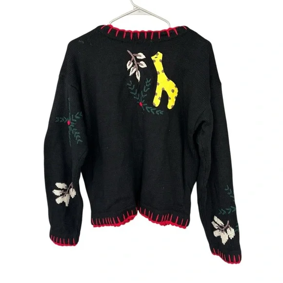 SKYR Icelandic Zoo Animal Embroidered Sweater - Size Medium - Picture 9 of 9